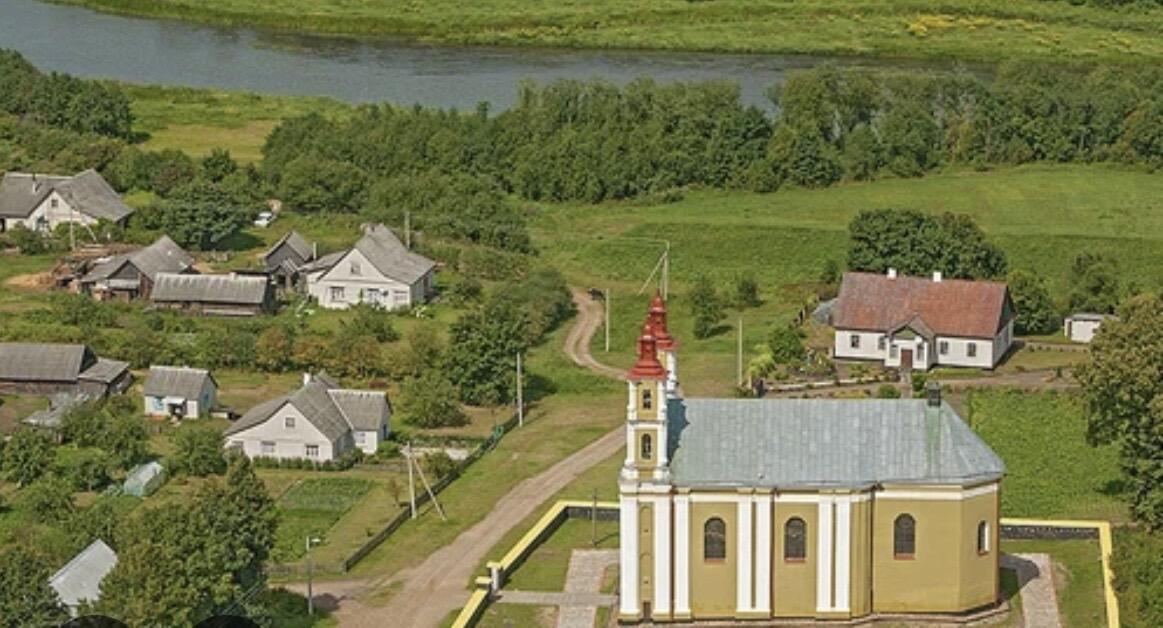 коммерческое помещение по адресу д. Быстрица, Школьная ул.