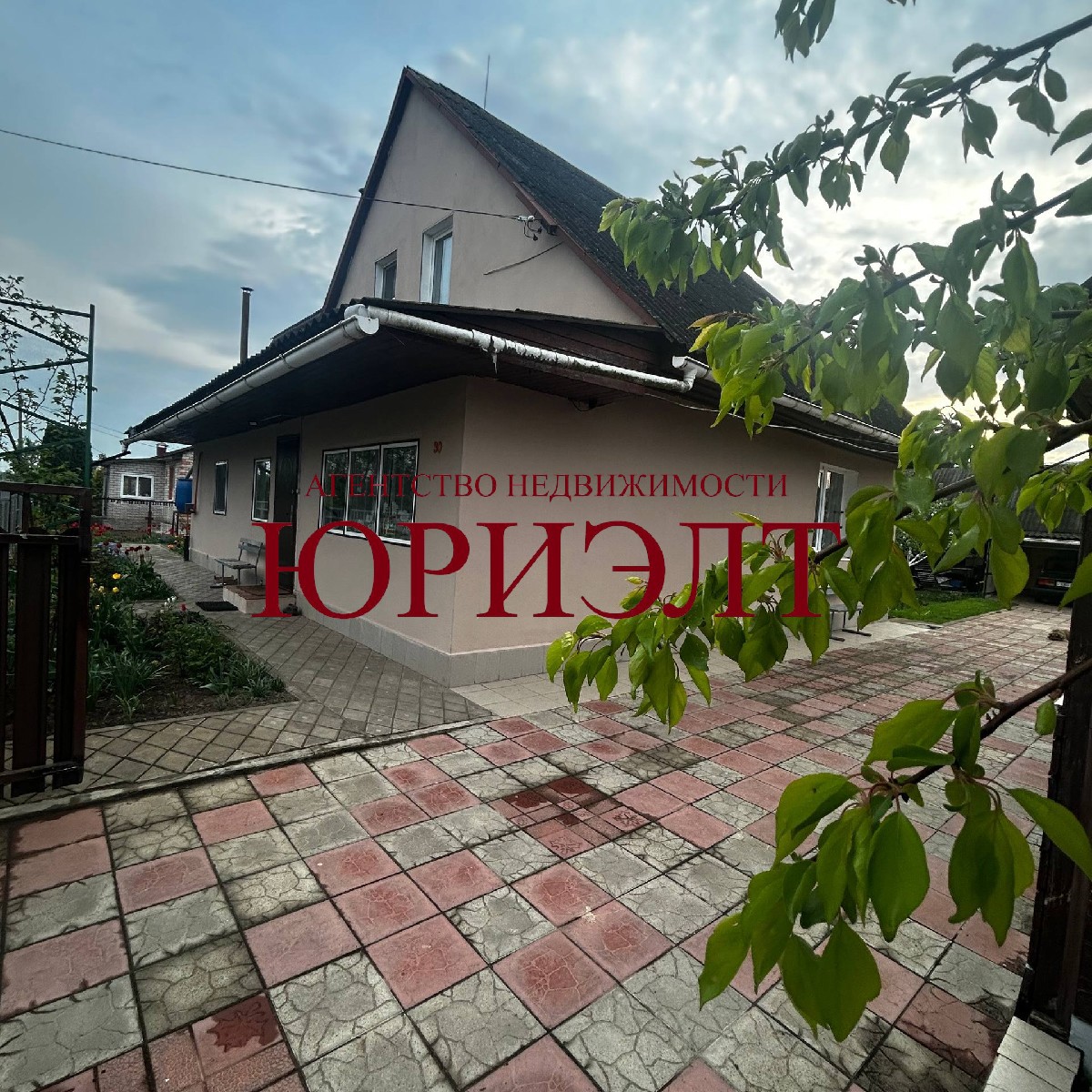 Дом по адресу ул. 8 Марта, городской п. Любча, Гродненская область