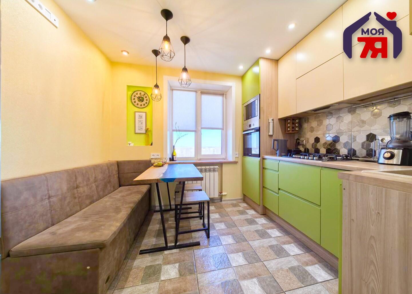 3-комнатная квартира по адресу г. Слуцк, 14 Партизан ул., д. 8, к. 2