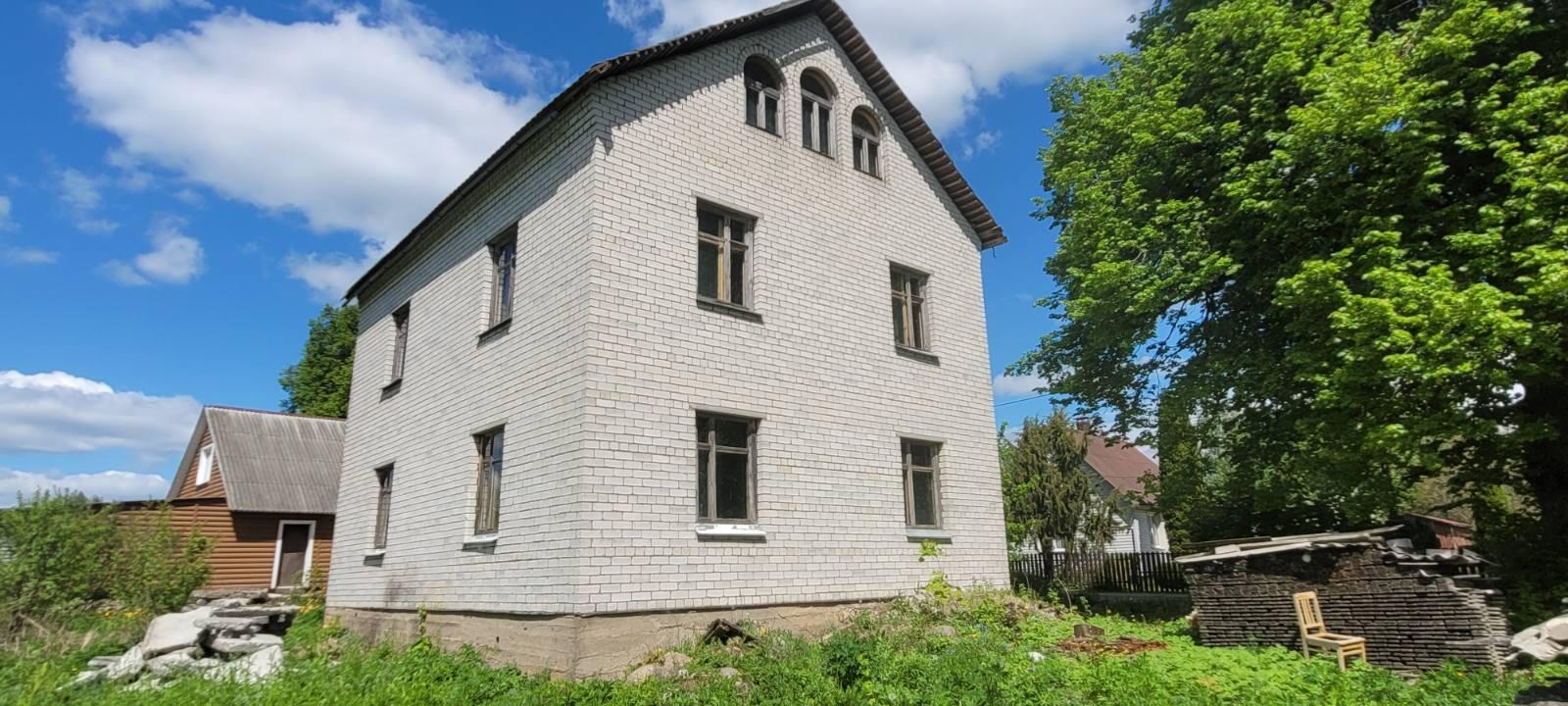 Дом по адресу д. Карасевщина, Тресковский пер., д. 1, к. а