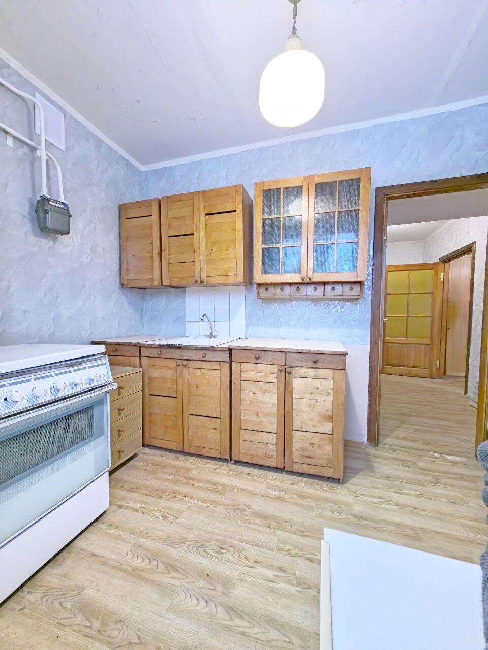 1-пакаёвая кватэра па адрасе аг. Лошаны, Советская ул., д. 5, к. Б
