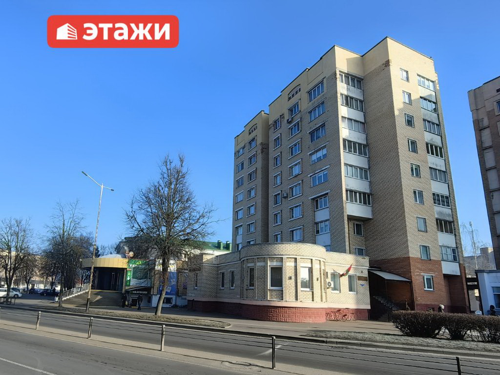 4-комнатная квартира по адресу ул. Ленина, Барановичи, Брестская область