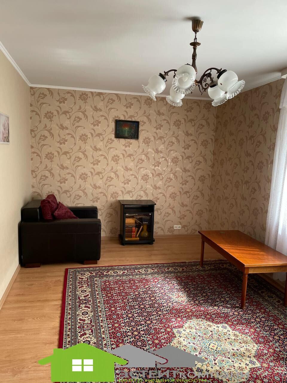 2-комнатная квартира по адресу г. Слоним, Доватора ул., д. 6, к. А