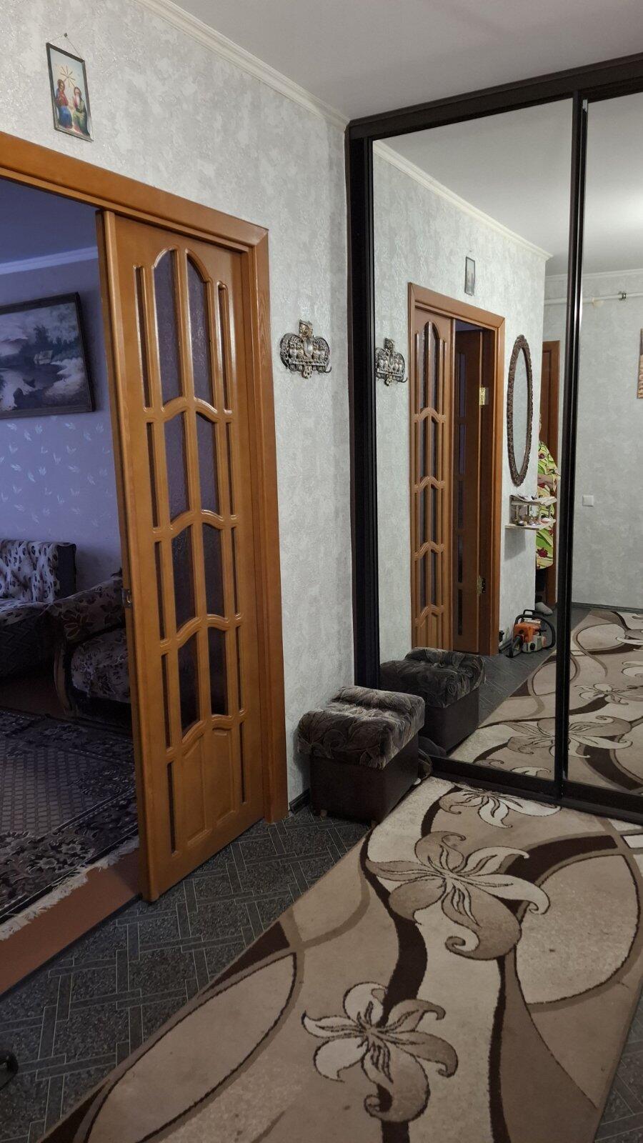 2-комнатная квартира по адресу г. Березовка, Ленина ул., д. 21, к. В