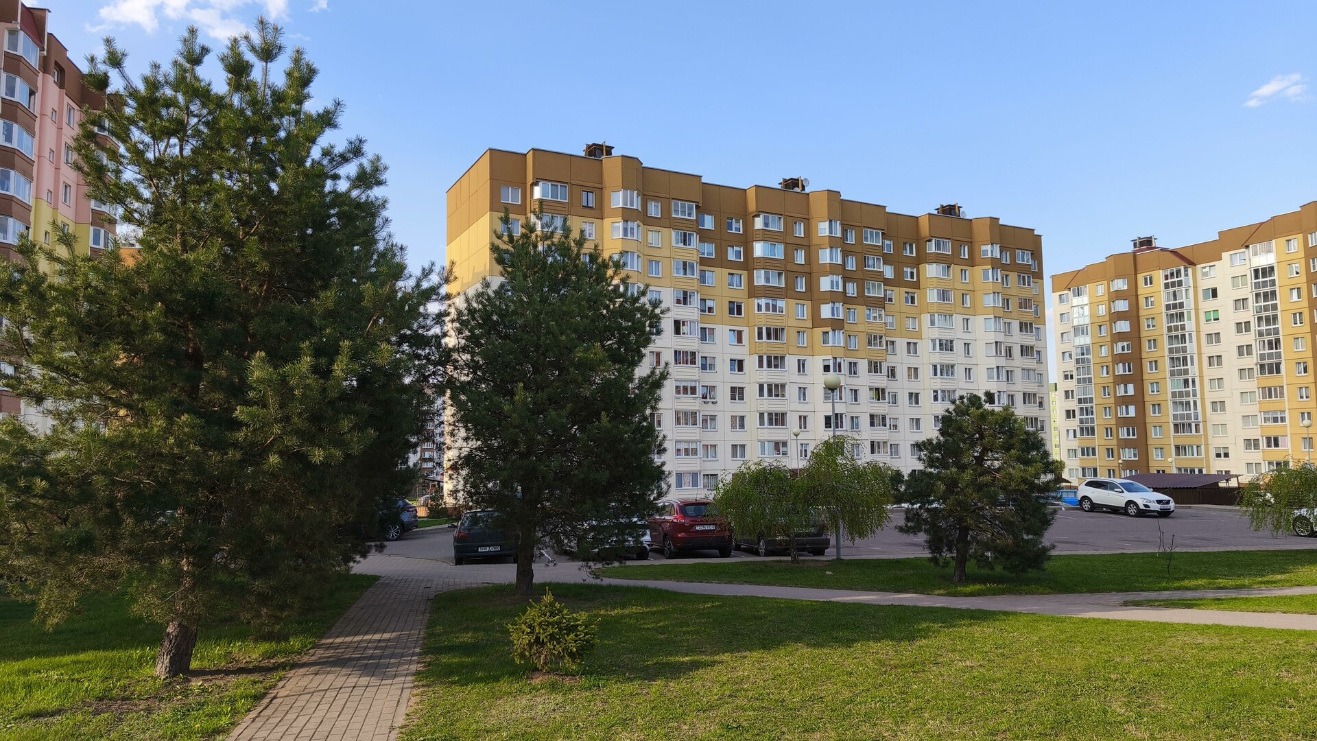 1-пакаёвая кватэра па адрасе аг. Лесной, Александрова ул., д. 10