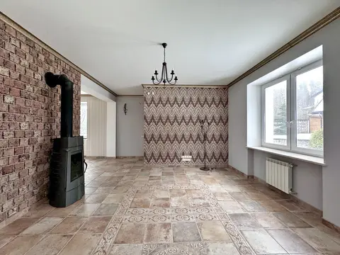  м² и участком сотки