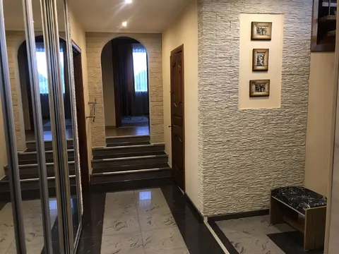  м² и участком сотки