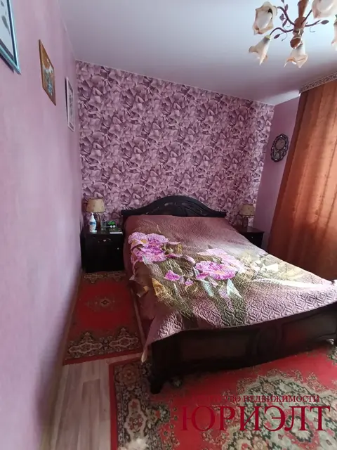  м² и участком соток