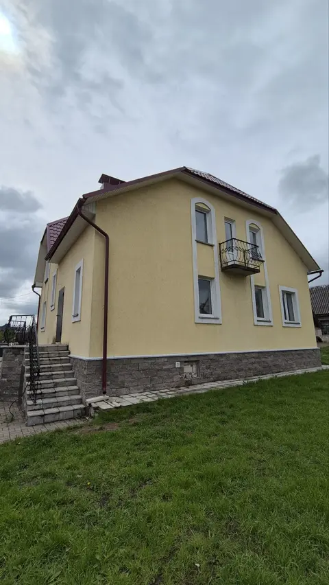  м² и участком сотки
