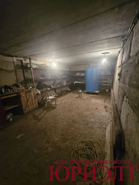  м² и участком сотки