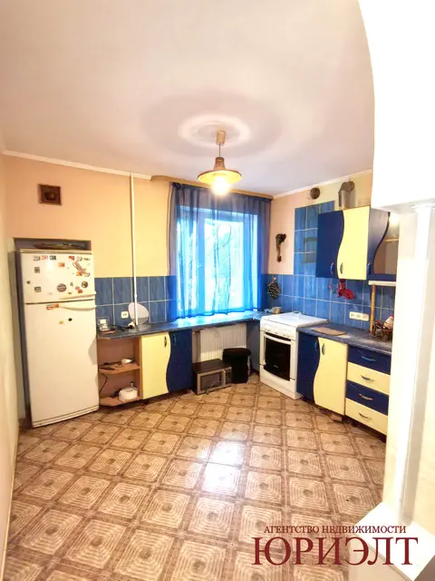  м² и участком сотки