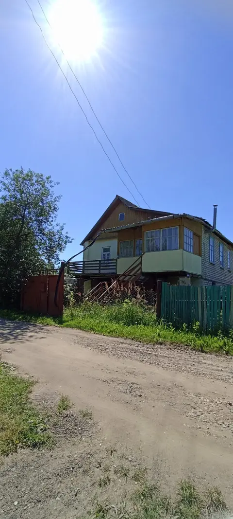  м² и участком соток