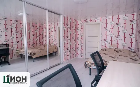  м² и участком соток