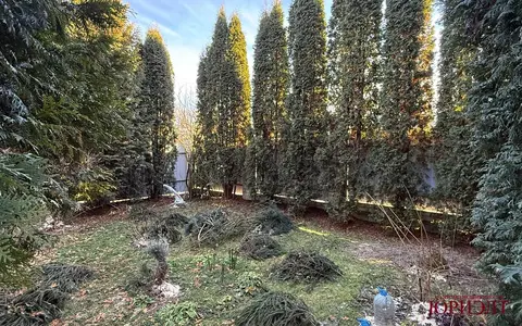  м² и участком соток