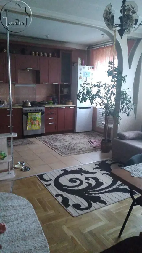  м² и участком сотки