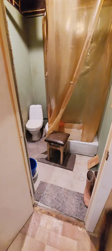  м² и участком соток