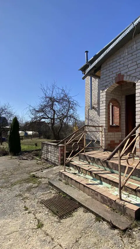  м² и участком соток