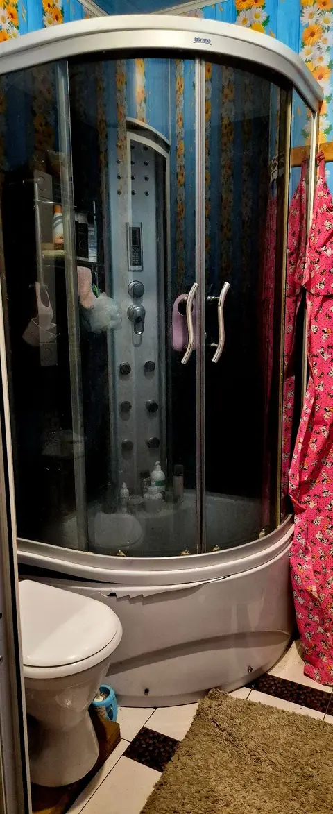  м² и участком соток