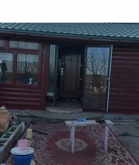  м² и участком соток