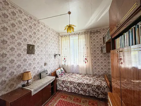  м² и участком соток