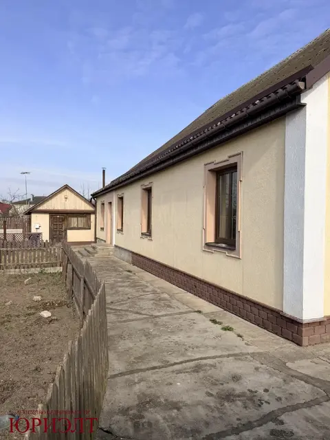  м² и участком сотки