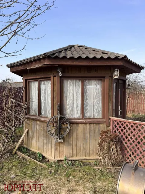  м² и участком сотки