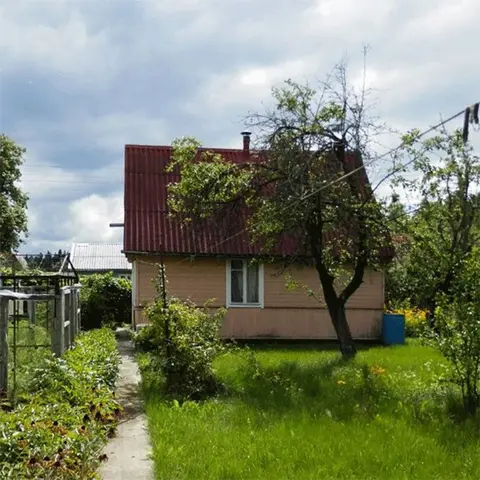  м² и участком соток