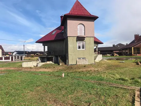  м² и участком соток