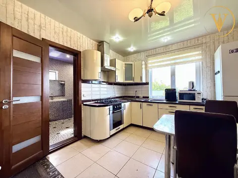  м² и участком соток