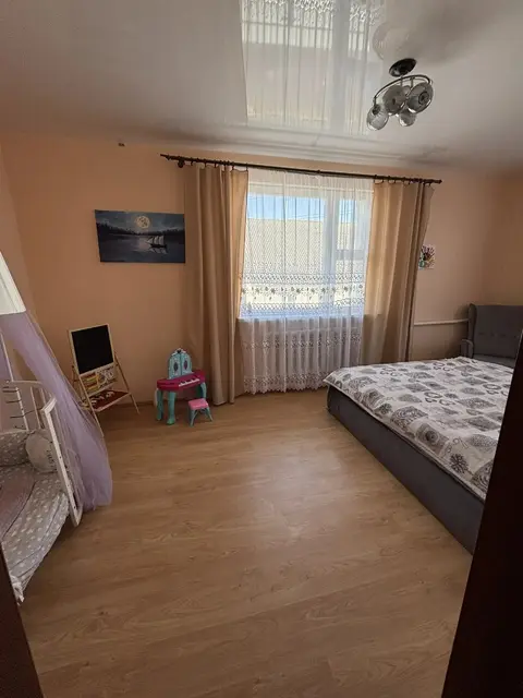  м² и участком соток