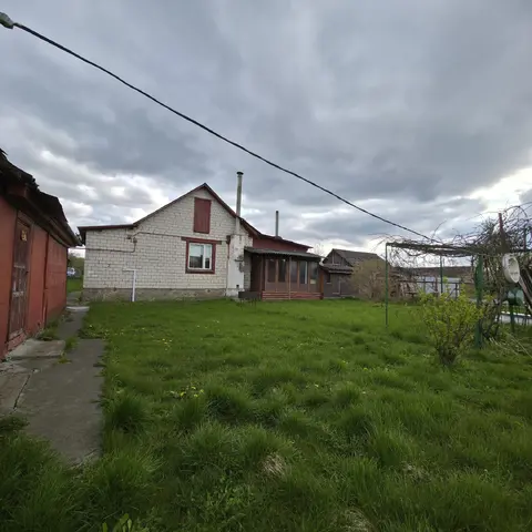  м² и участком соток