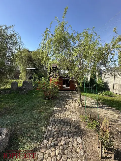  м² и участком соток
