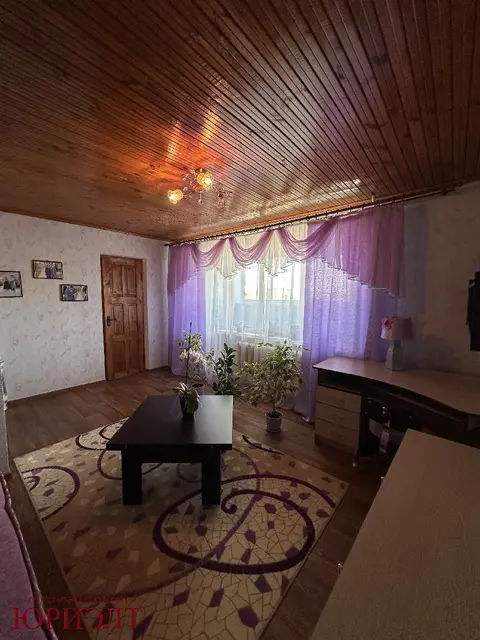  м² и участком соток