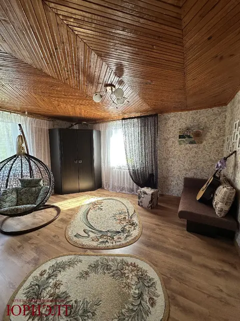  м² и участком соток