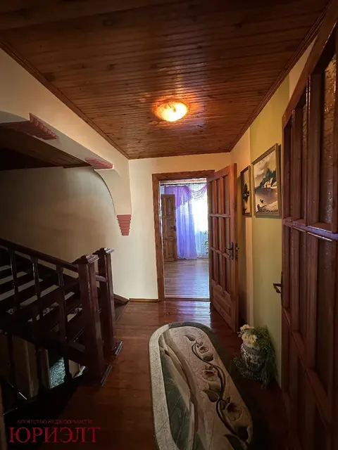  м² и участком соток