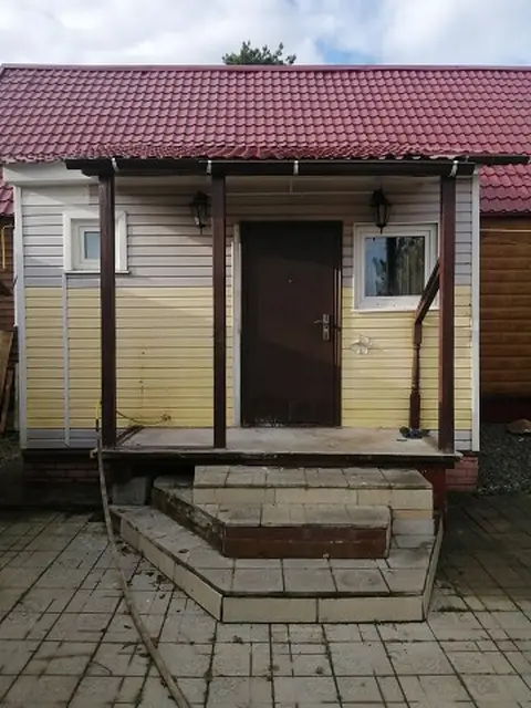  м² и участком сотки