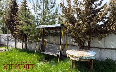  м² и участком соток