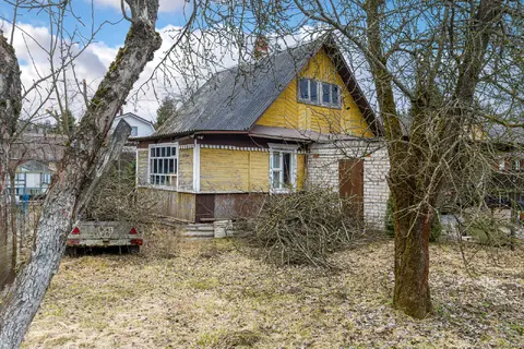  м² и участком соток