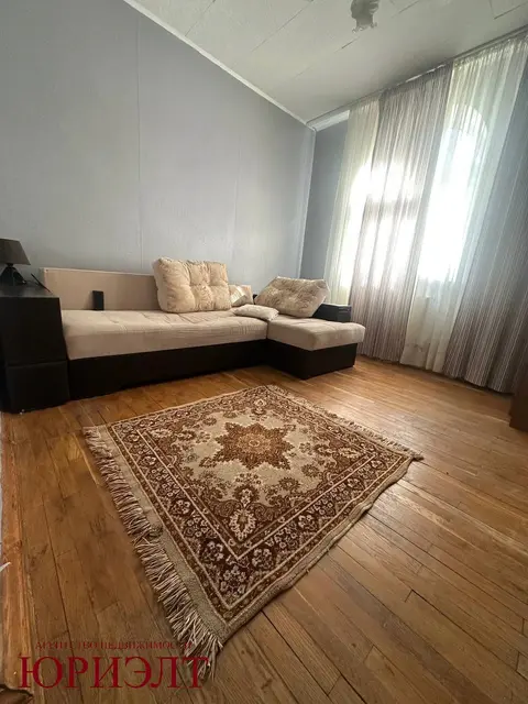  м² и участком соток