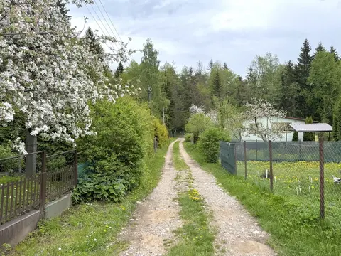 м² и участком соток