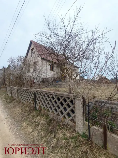  м² и участком сотка
