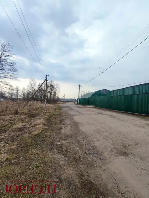  м² и участком сотка