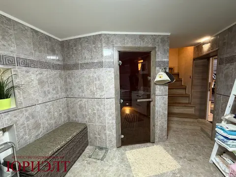  м² и участком сотки