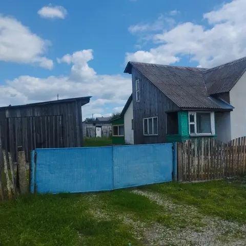  м² и участком соток