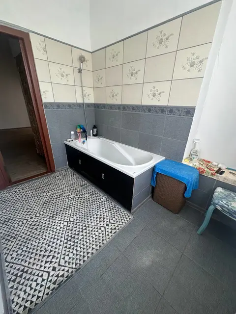  м² и участком соток