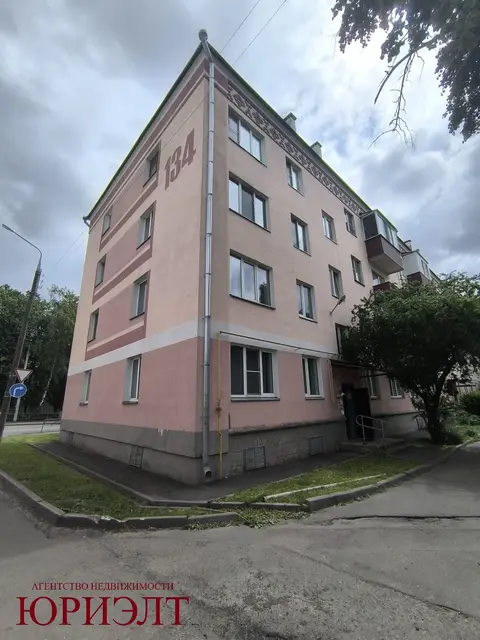  3-комнатная квартира в Гомеле на улице Тенистая 16