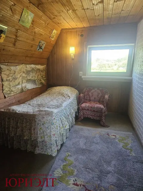  м² и участком соток