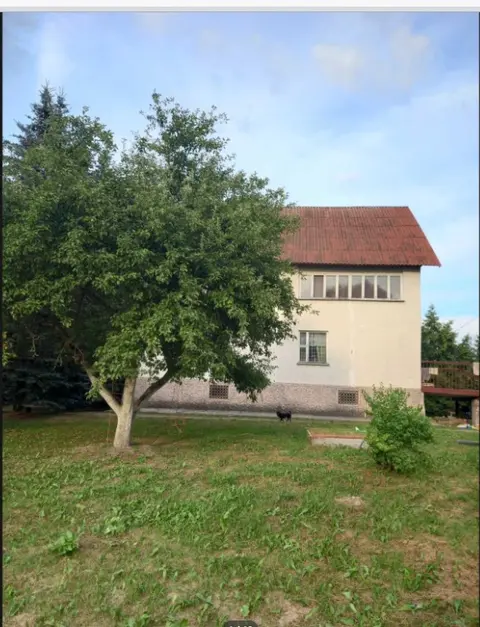  м² и участком соток