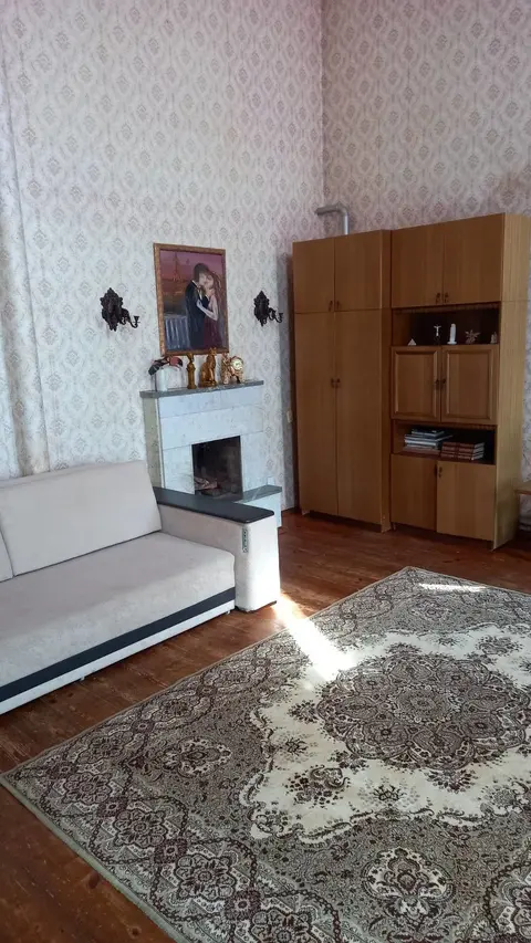  м² и участком соток