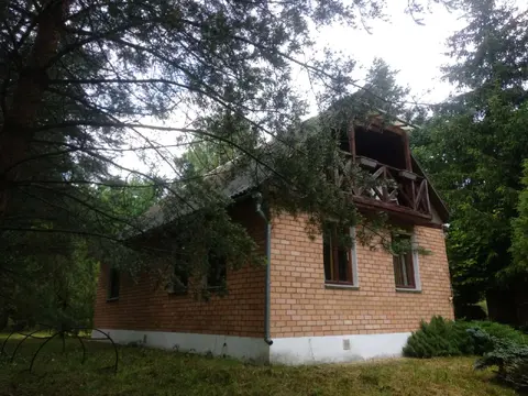  м² и участком соток